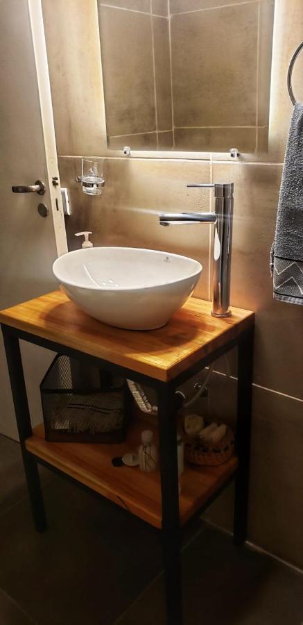 Departamento Centrico Mendozaアパートメント エクステリア 写真