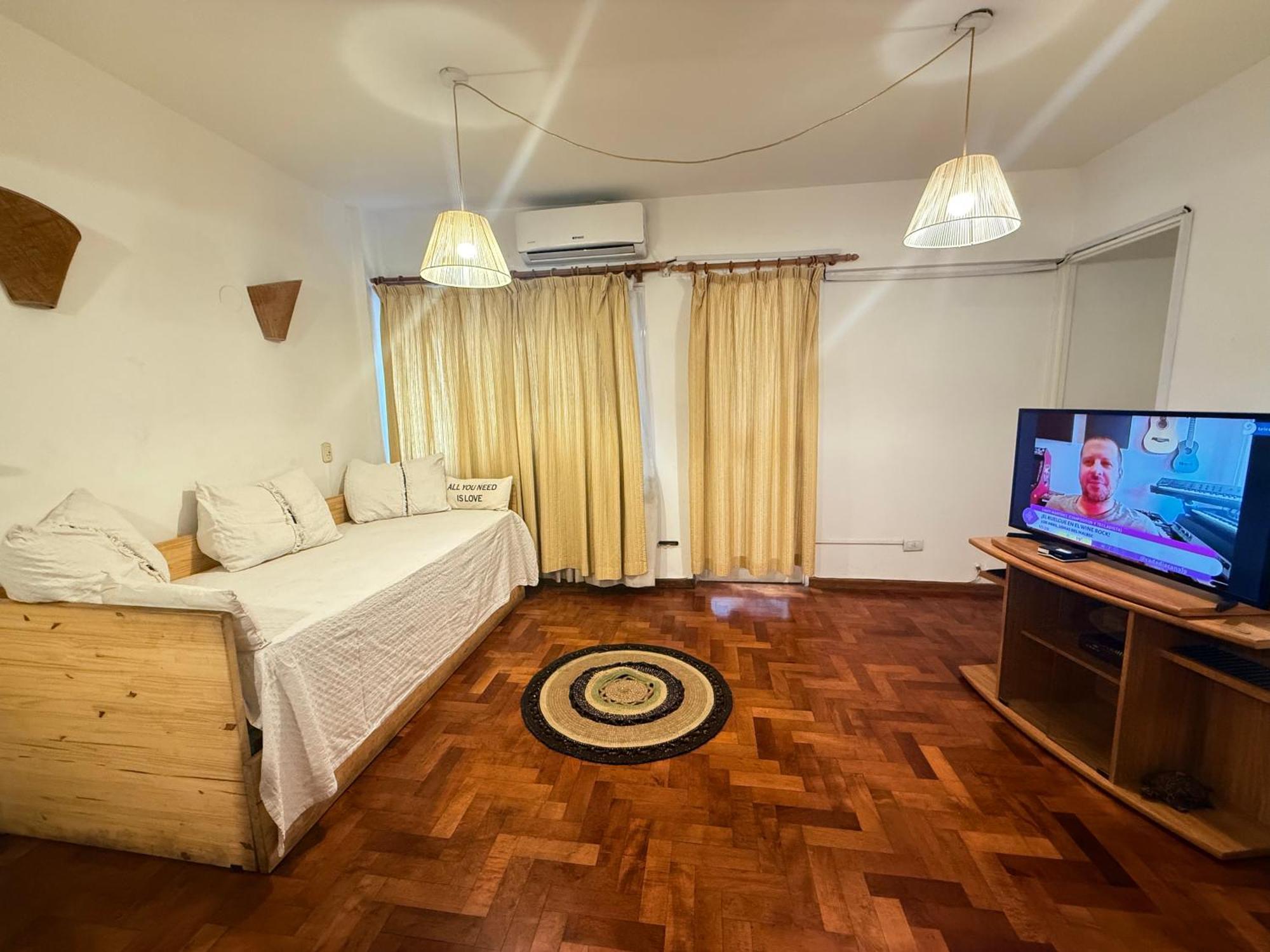 Departamento Centrico Mendozaアパートメント エクステリア 写真